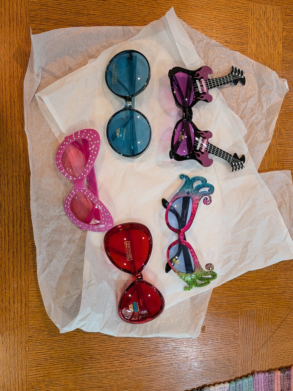 Lot Of 5 Vintage Party Style Fashion Sunglasses Set - Festival, Costume, Etc